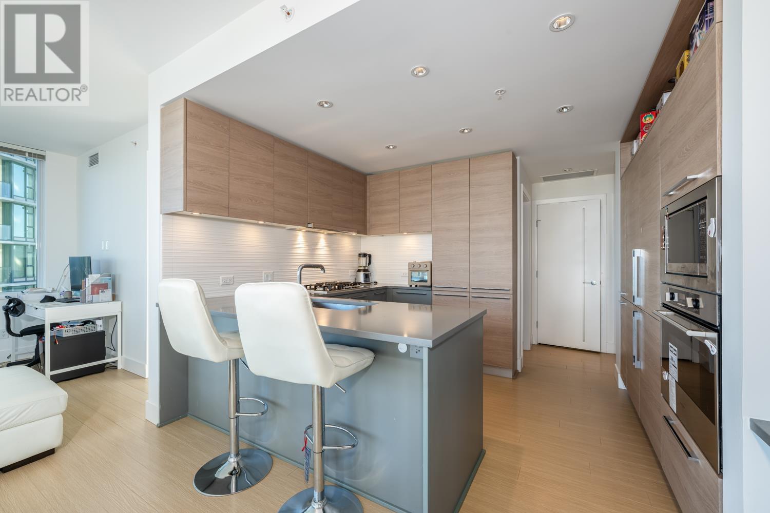 Listing Picture 3 of 27 : 1205 7358 EDMONDS STREET, Burnaby / 本拿比 - 魯藝地產 Yvonne Lu Group - MLS Medallion Club Member
