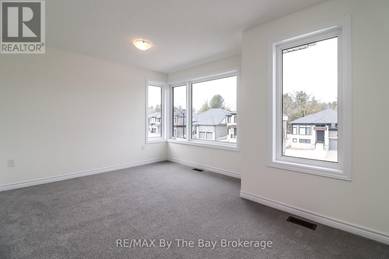 151 Rosanne Circle, Wasaga Beach, Ontario  L9Z 0N1 - Photo 30 - S11962128