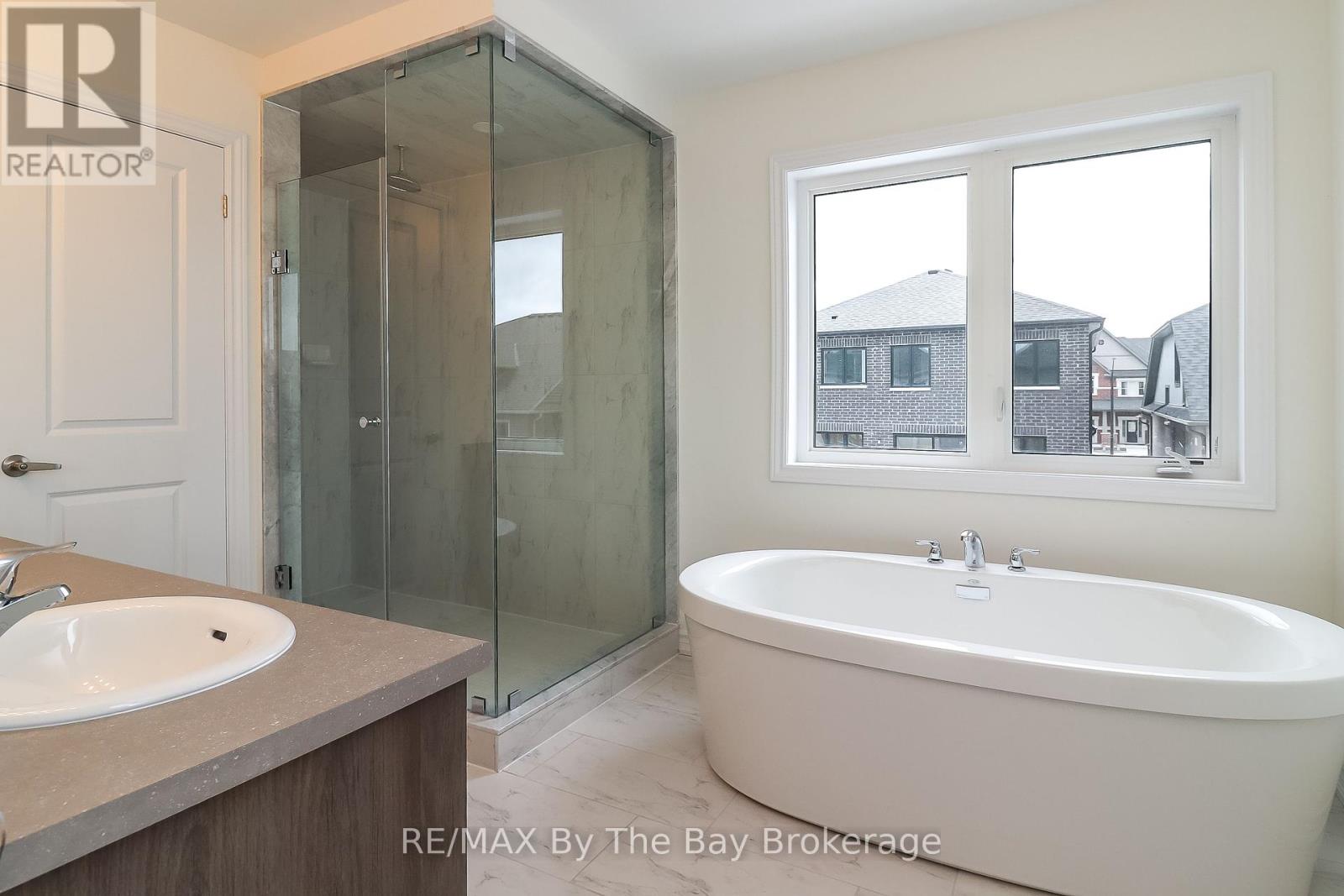 151 Rosanne Circle, Wasaga Beach, Ontario  L9Z 0N1 - Photo 43 - S11962128