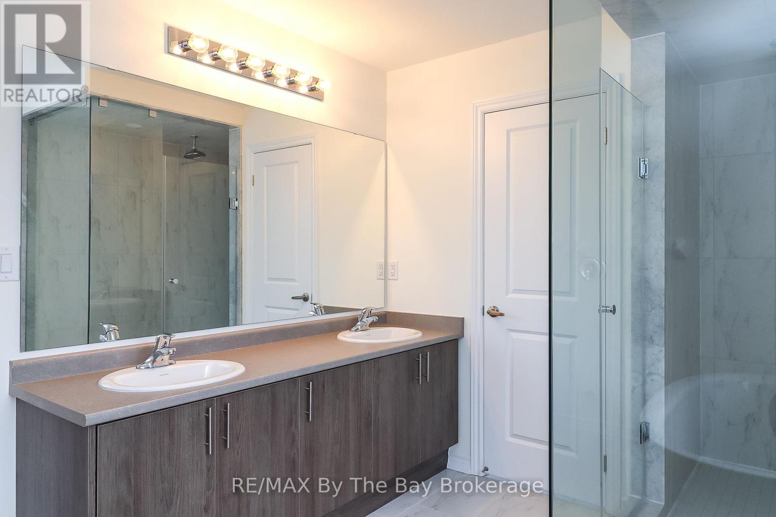 151 Rosanne Circle, Wasaga Beach, Ontario  L9Z 0N1 - Photo 45 - S11962128