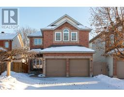 28 BOREALIS CRESCENT, Ottawa, Ontario