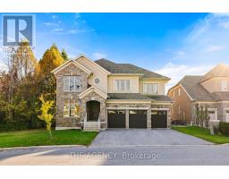 25 WEDGEPORT COURT, King, Ontario