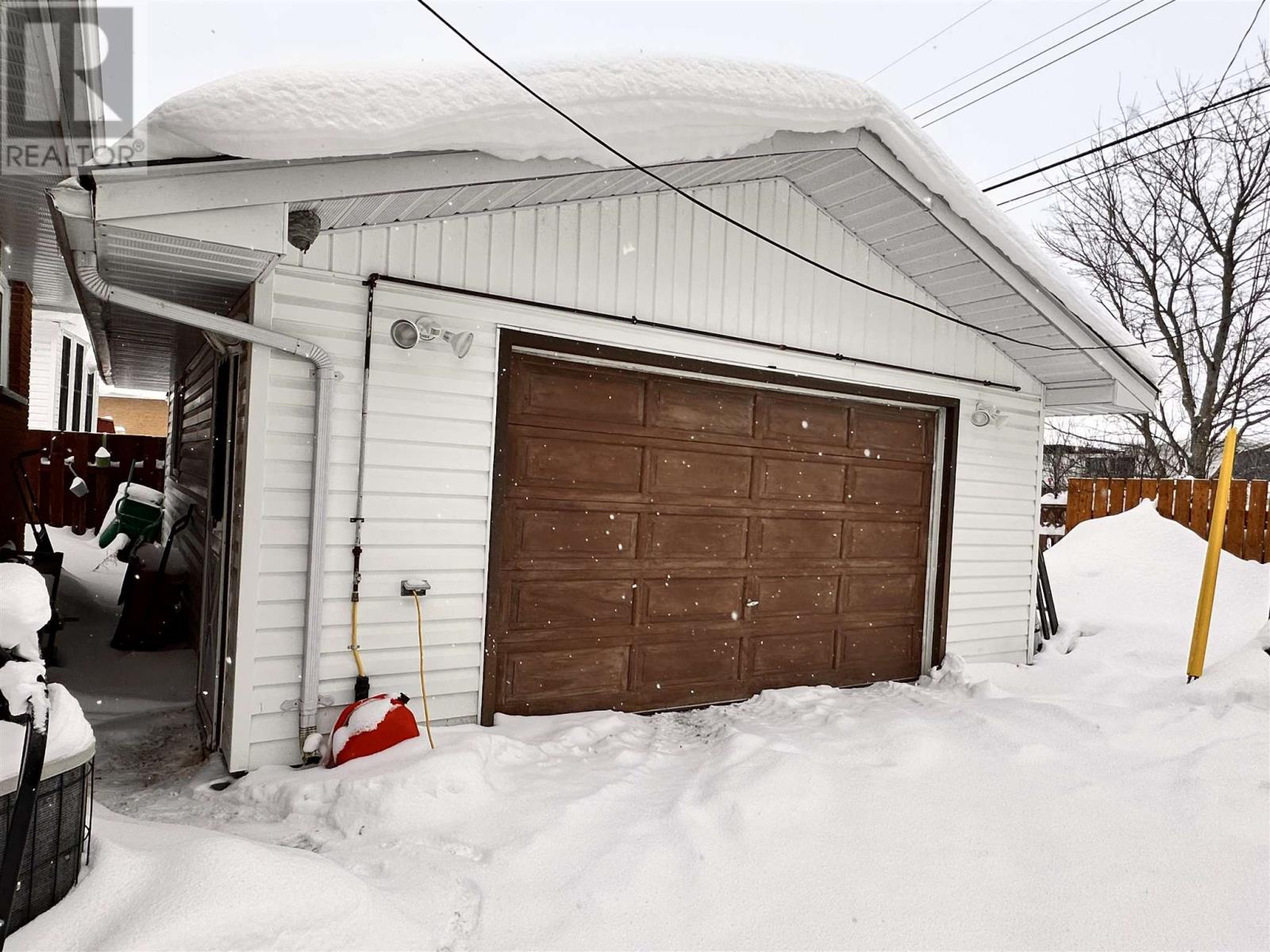 Property at 76 Mississauga AVE image 2
