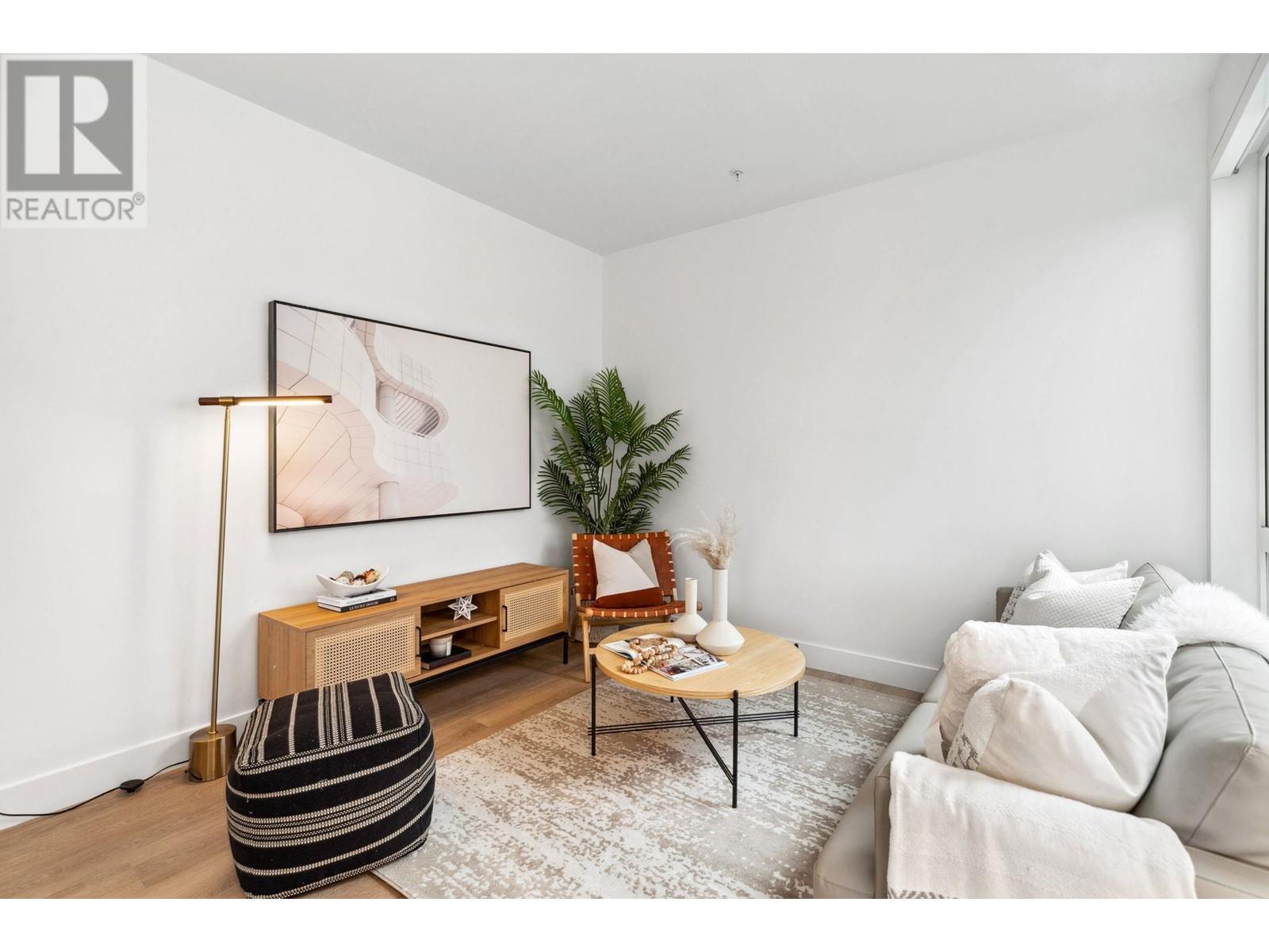 112 1306 LAVAL SQUARE