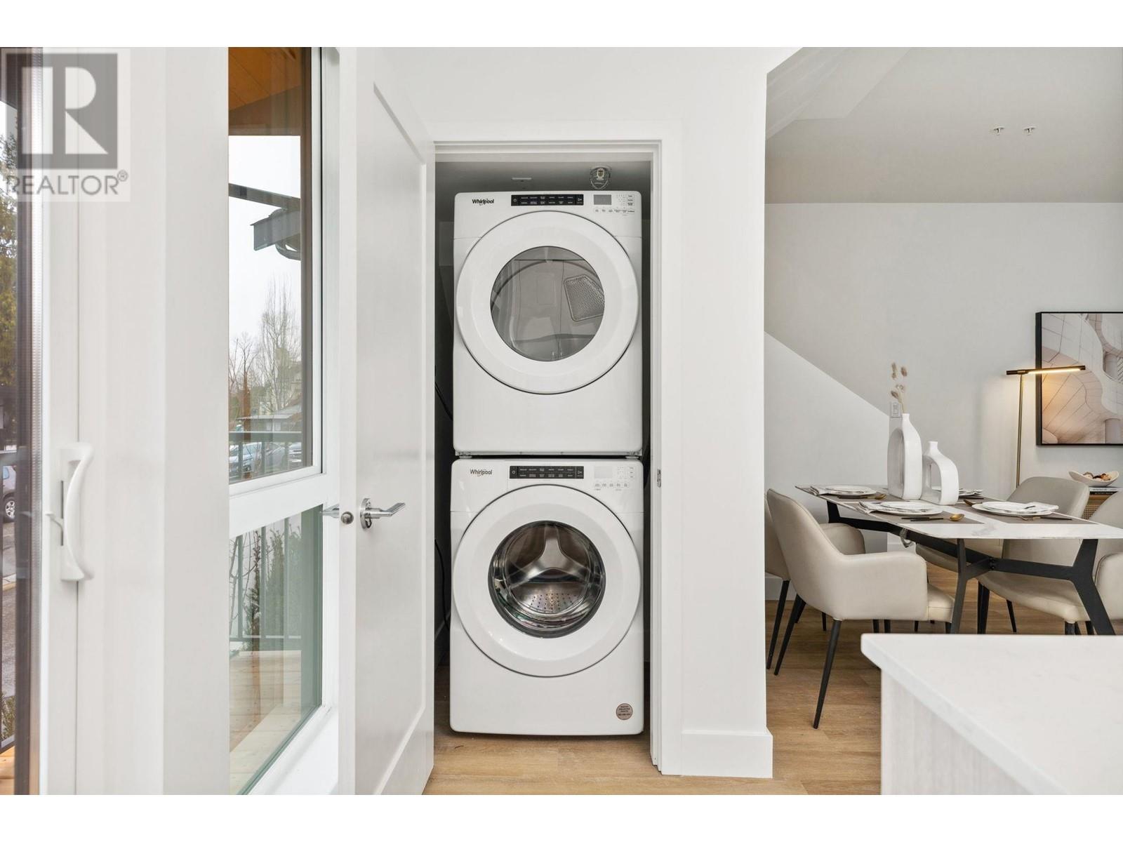 112 1306 LAVAL SQUARE