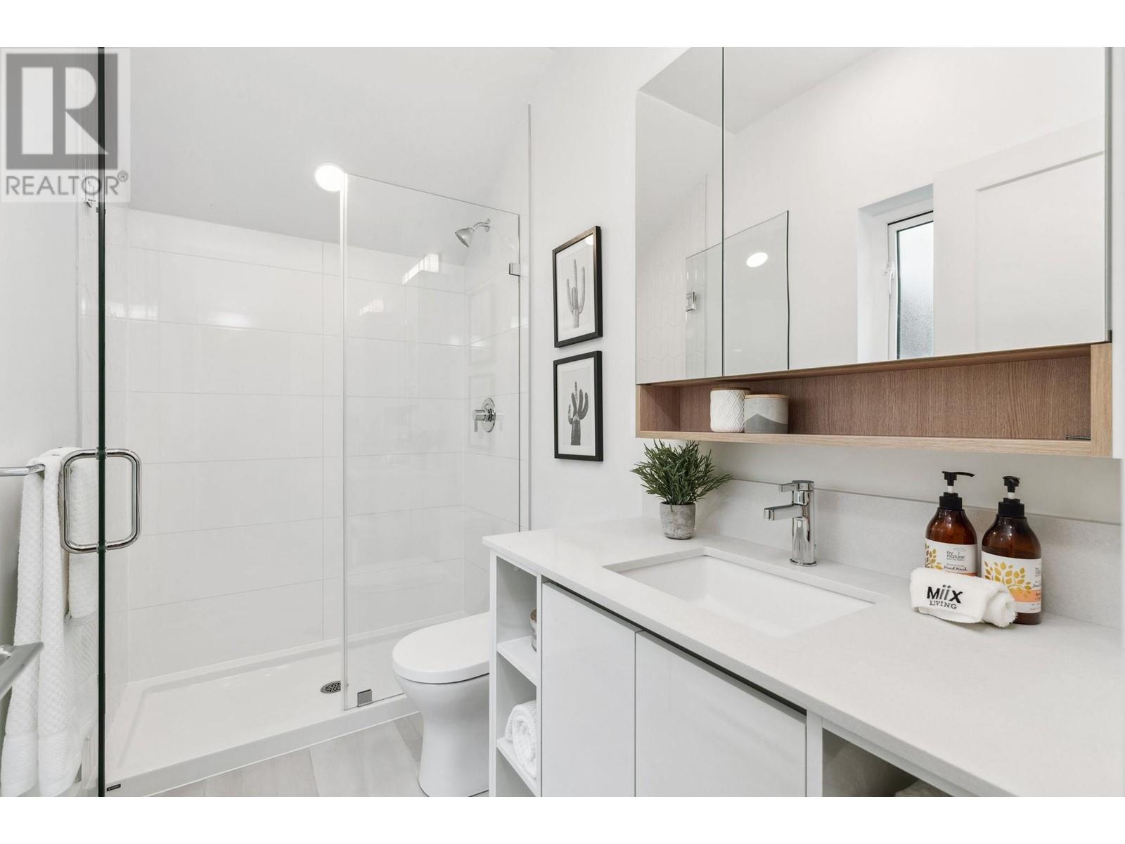 112 1306 LAVAL SQUARE