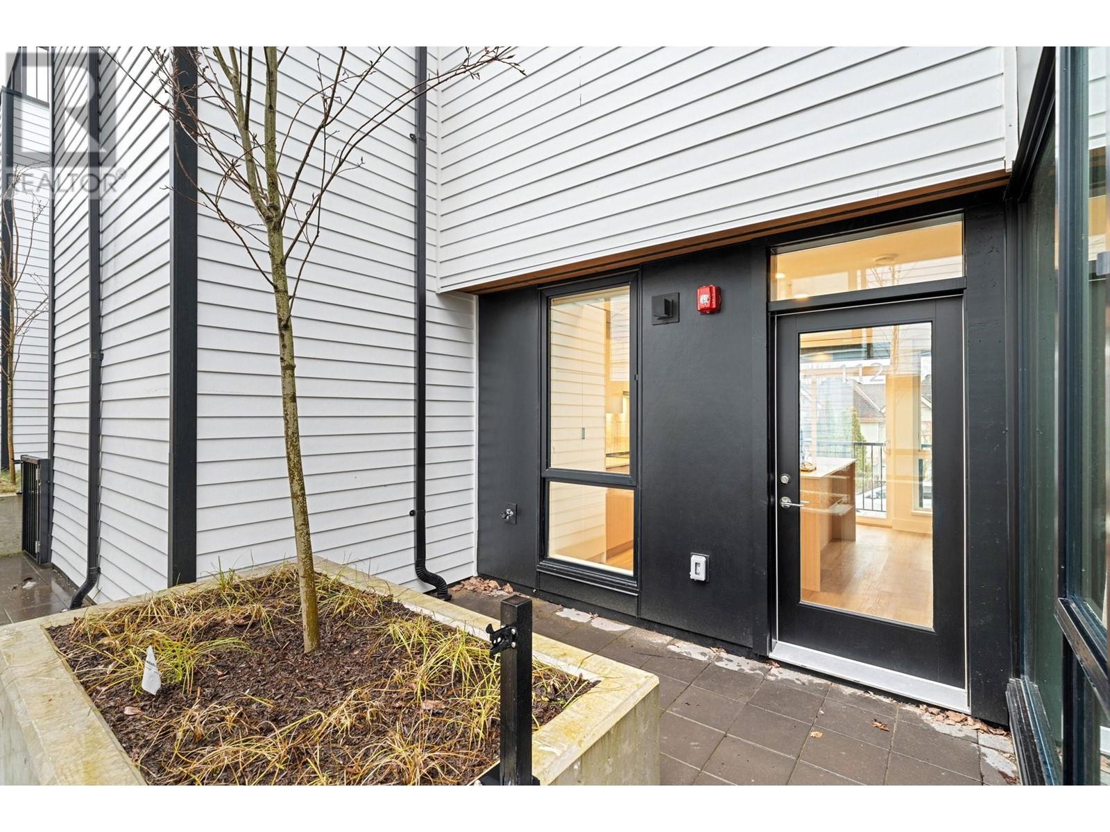 112 1306 LAVAL SQUARE