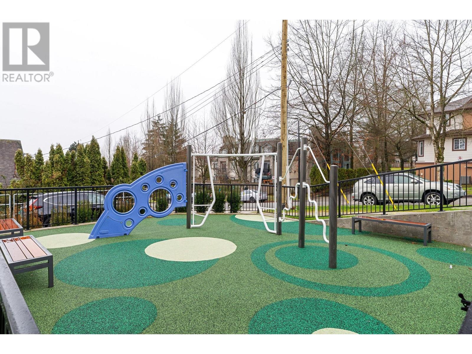 112 1306 LAVAL SQUARE