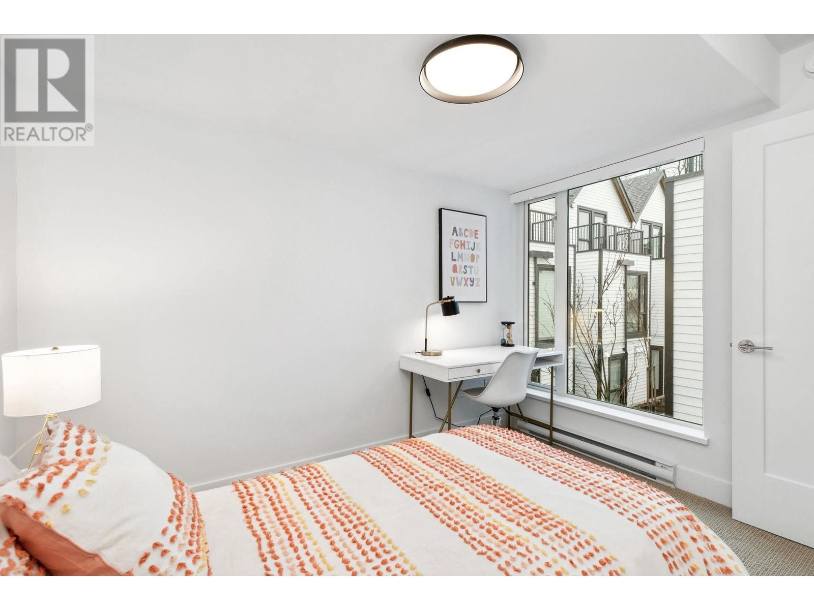 112 1306 LAVAL SQUARE