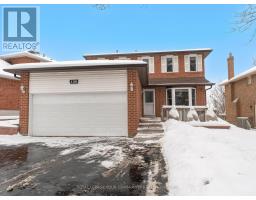 126 CRAWFORD ROSE DRIVE, Aurora, Ontario