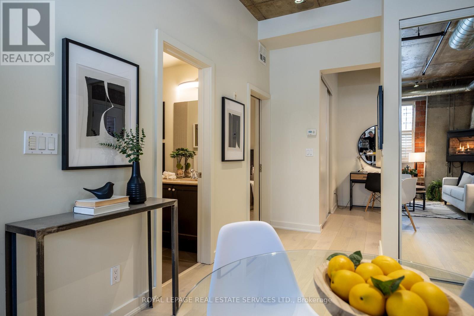 101 - 10 Wellesley Place, Toronto, Ontario  M4Y 1B1 - Photo 12 - C11962258