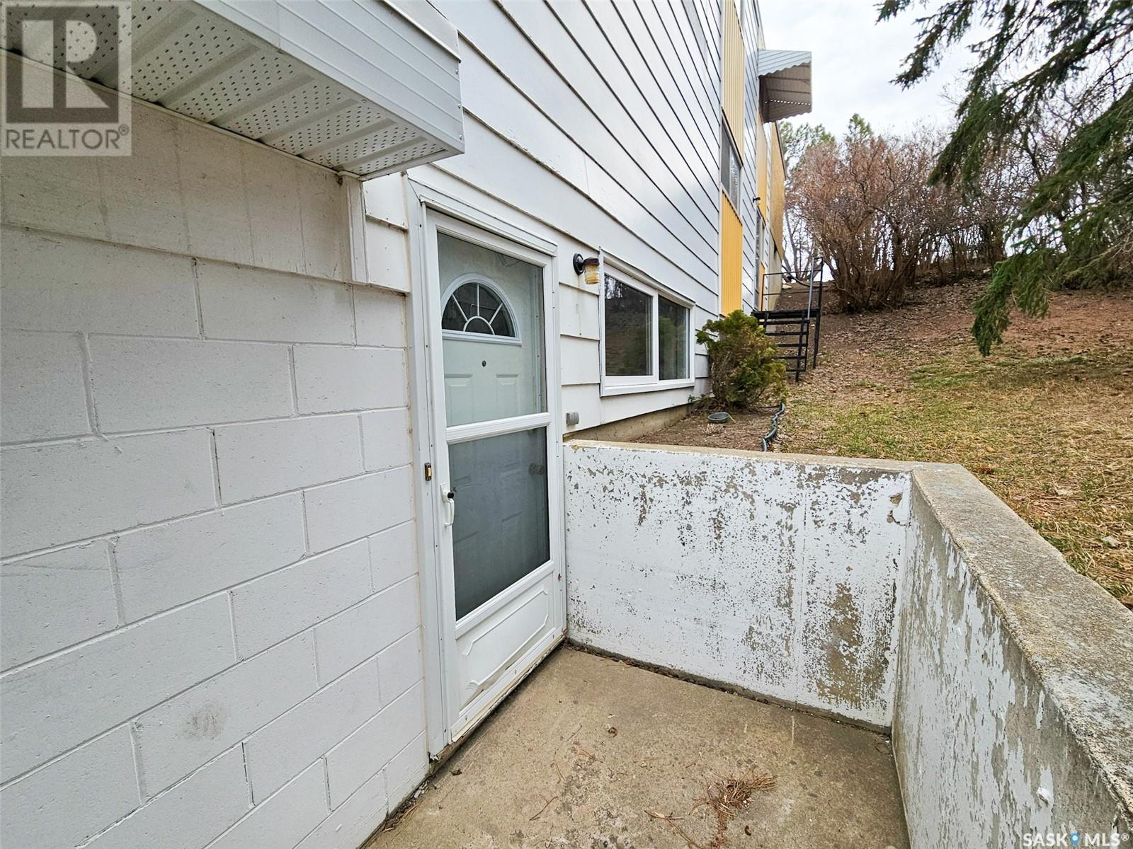 8 320 13th Avenue Ne, Swift Current, Saskatchewan  S9H 2V9 - Photo 11 - SK995404