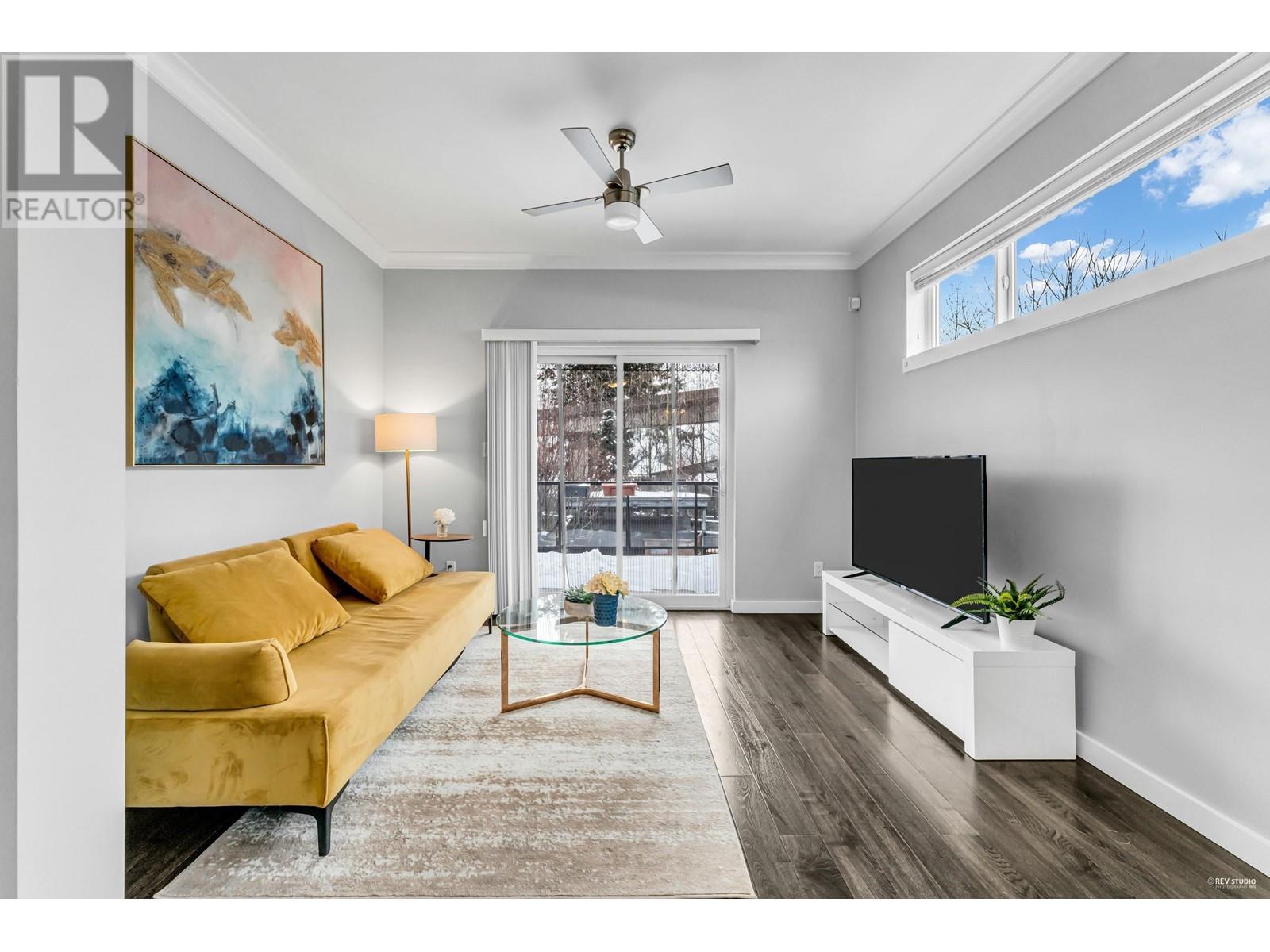 Listing Picture 13 of 31 : 316 7533 GILLEY AVENUE, Burnaby / 本拿比 - 魯藝地產 Yvonne Lu Group - MLS Medallion Club Member