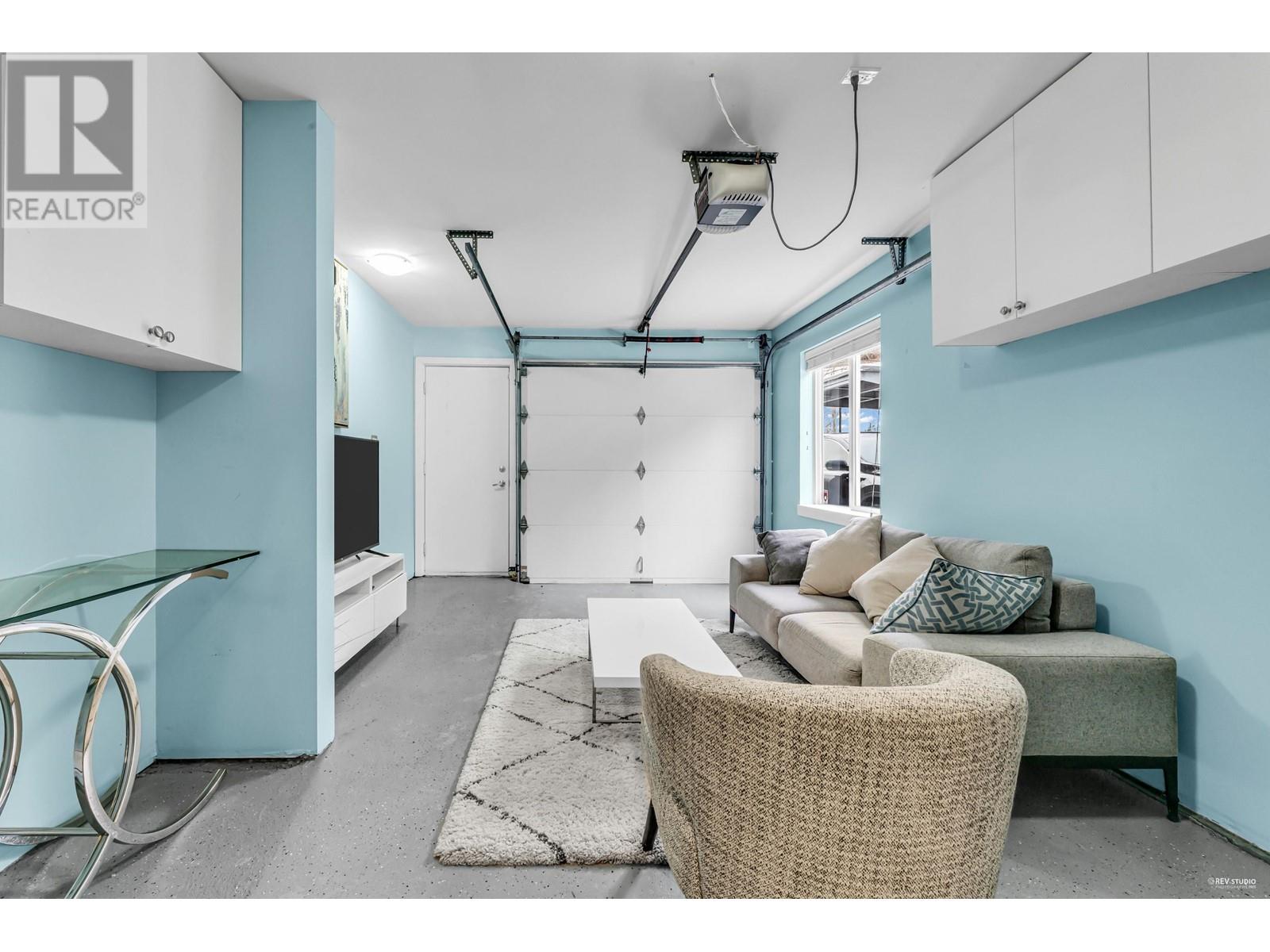 Listing Picture 25 of 31 : 316 7533 GILLEY AVENUE, Burnaby / 本拿比 - 魯藝地產 Yvonne Lu Group - MLS Medallion Club Member