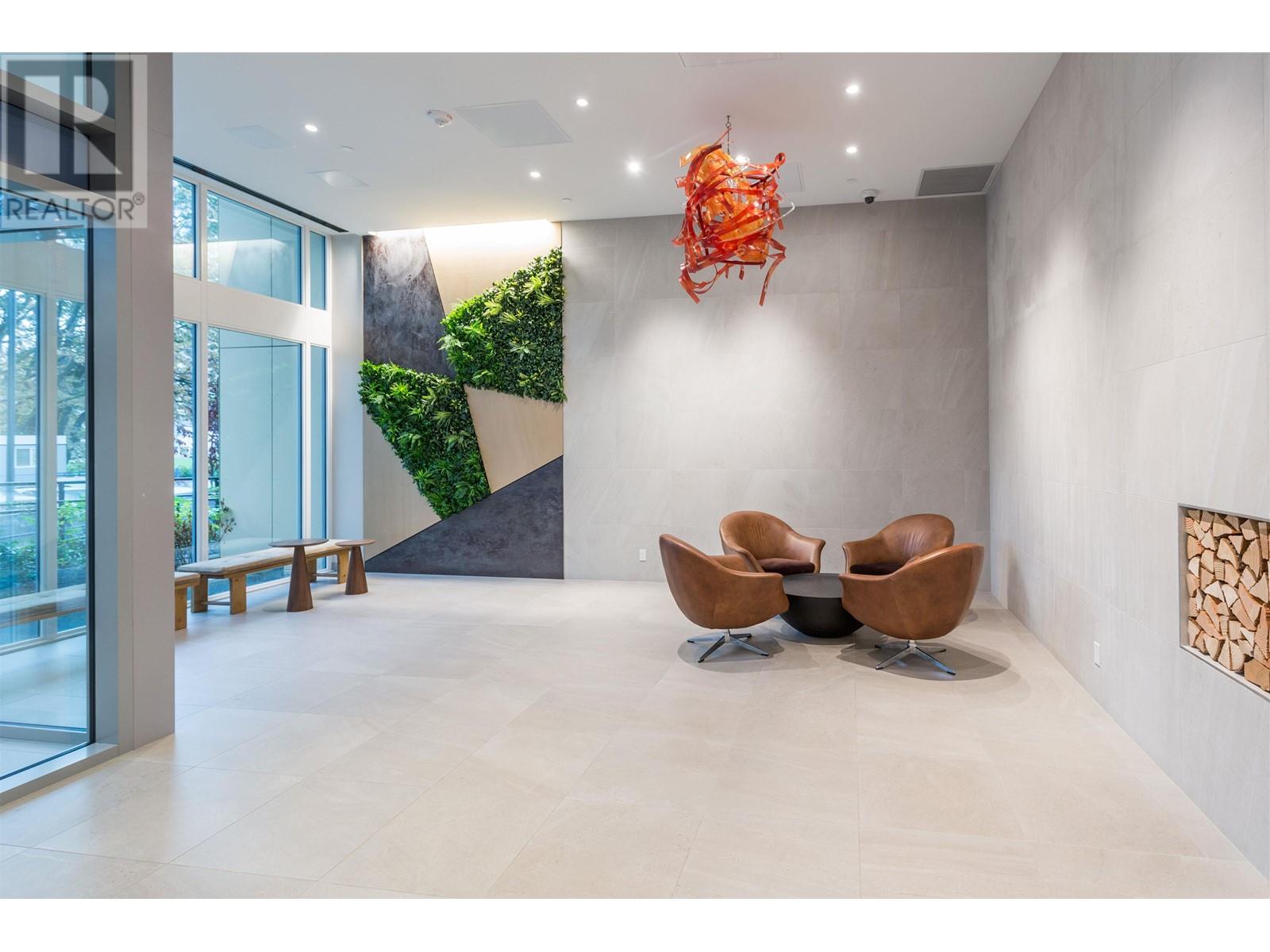 905 1401 HUNTER STREET