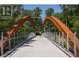 905 1401 HUNTER STREET