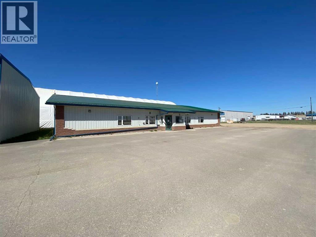 6701 & 6705 44 Avenue, Ponoka, Alberta  T4J 1J8 - Photo 3 - A2193214