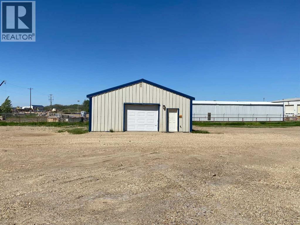 6701 & 6705 44 Avenue, Ponoka, Alberta  T4J 1J8 - Photo 10 - A2193214