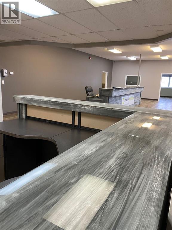 6701 & 6705 44 Avenue, Ponoka, Alberta  T4J 1J8 - Photo 38 - A2193214