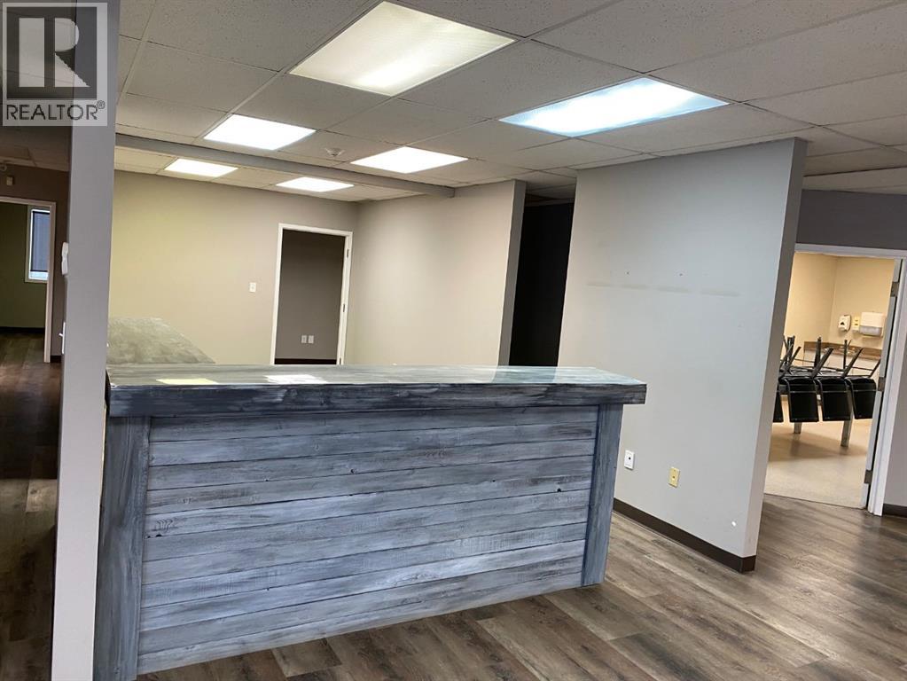 6701 & 6705 44 Avenue, Ponoka, Alberta  T4J 1J8 - Photo 24 - A2193214