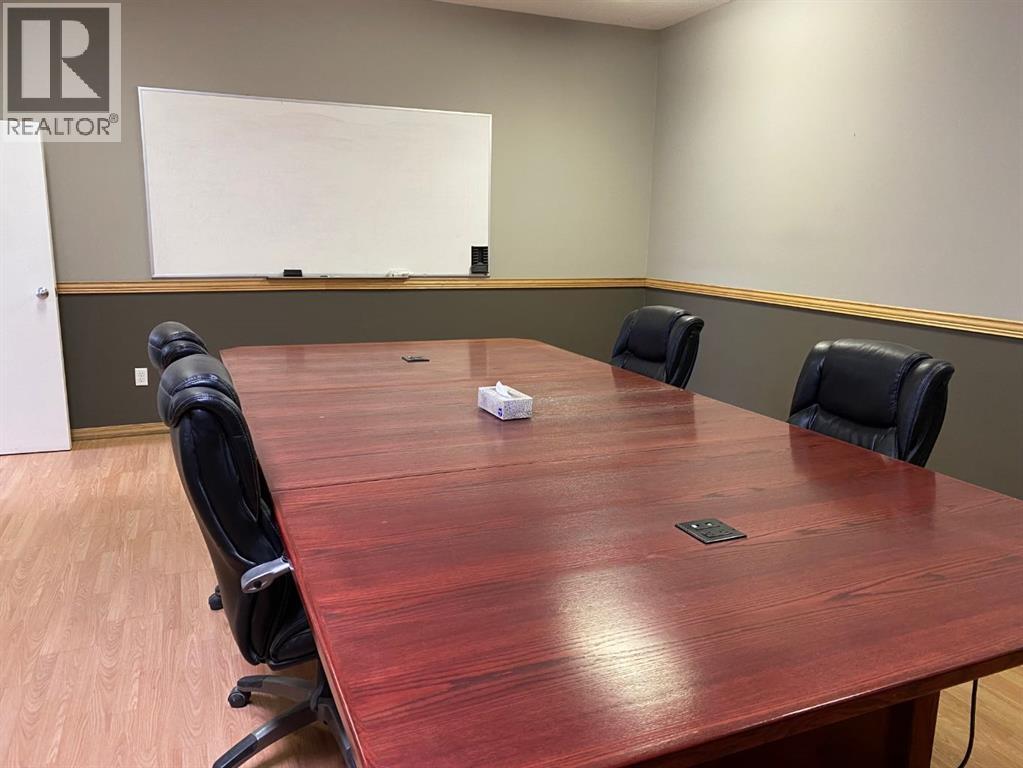 6701 & 6705 44 Avenue, Ponoka, Alberta  T4J 1J8 - Photo 29 - A2193214