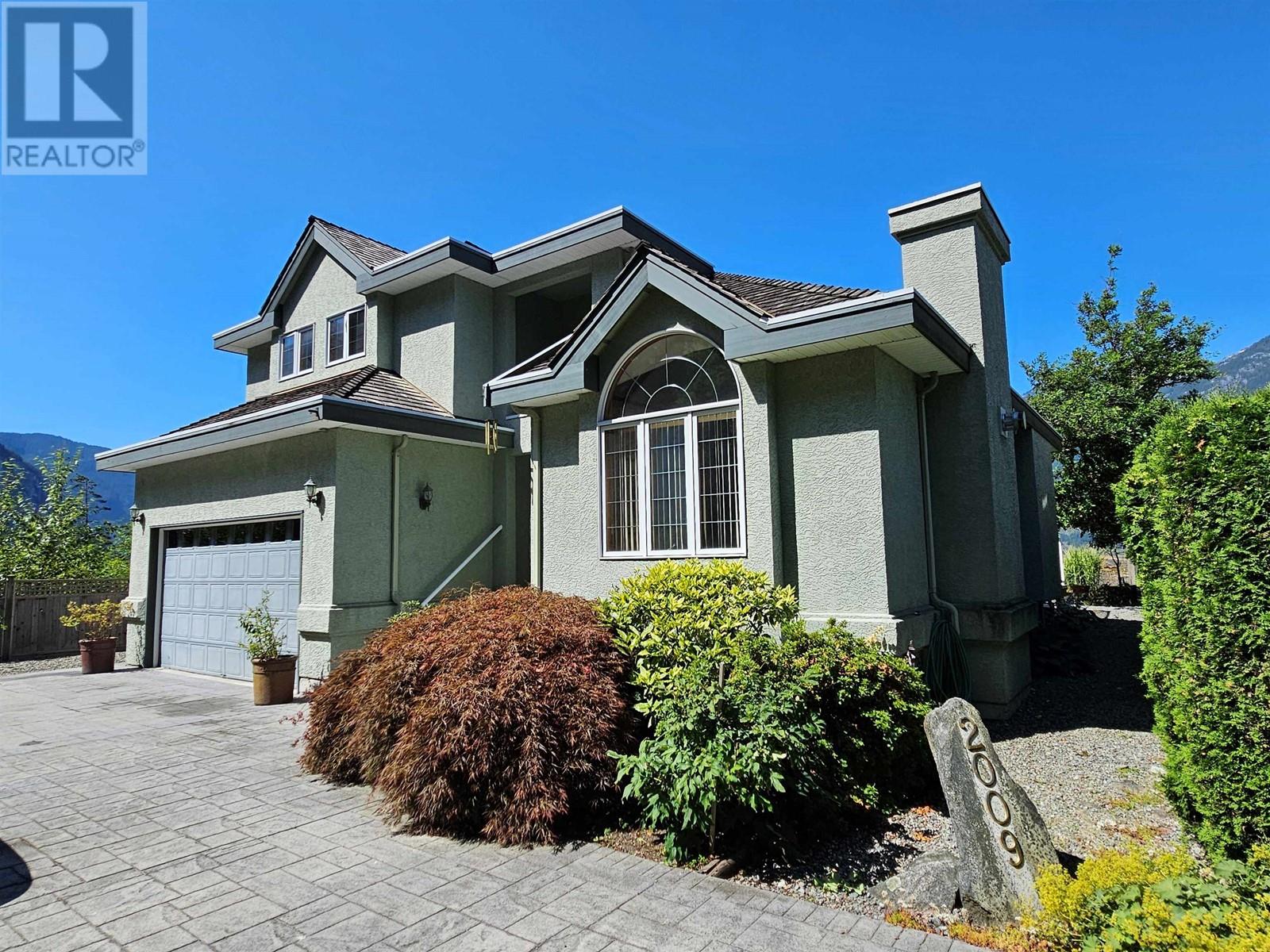 Property at 2009 CLIFFSIDE LANE image 1