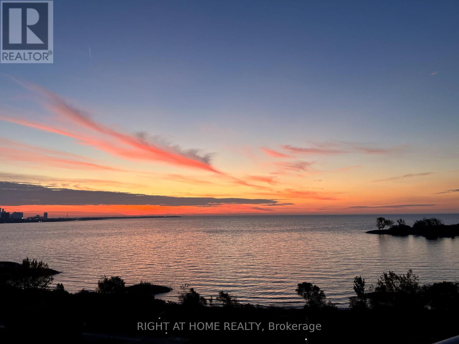 Ph15 - 2095 Lake Shore Boulevard W, Toronto (Mimico), Ontario  M8V 4G4 - Photo 2 - W11956393