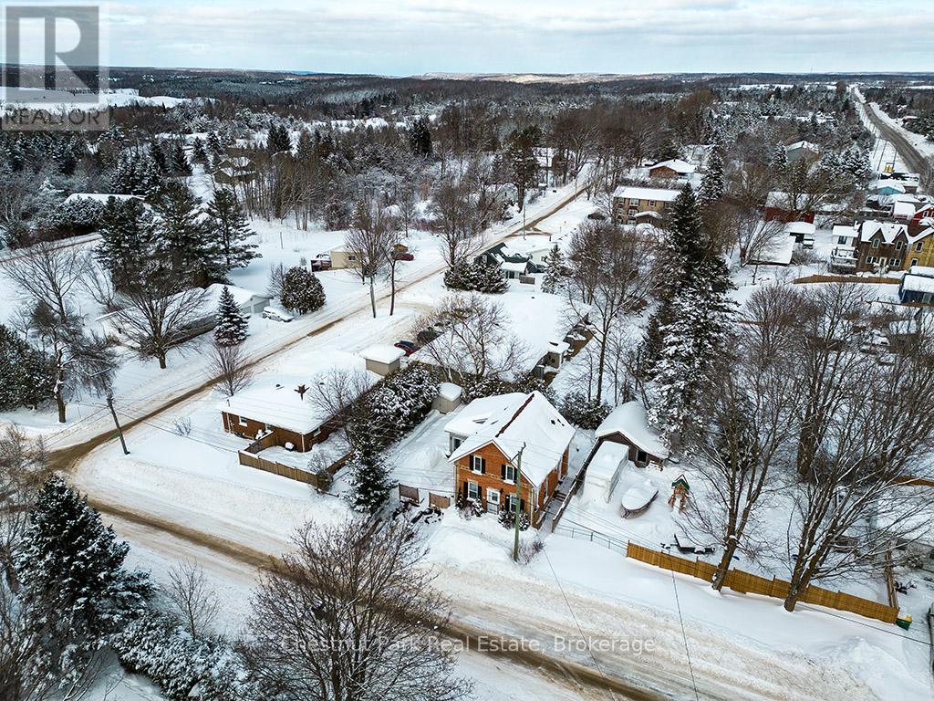 8 LEVITTA STREET, Grey Highlands, Ontario