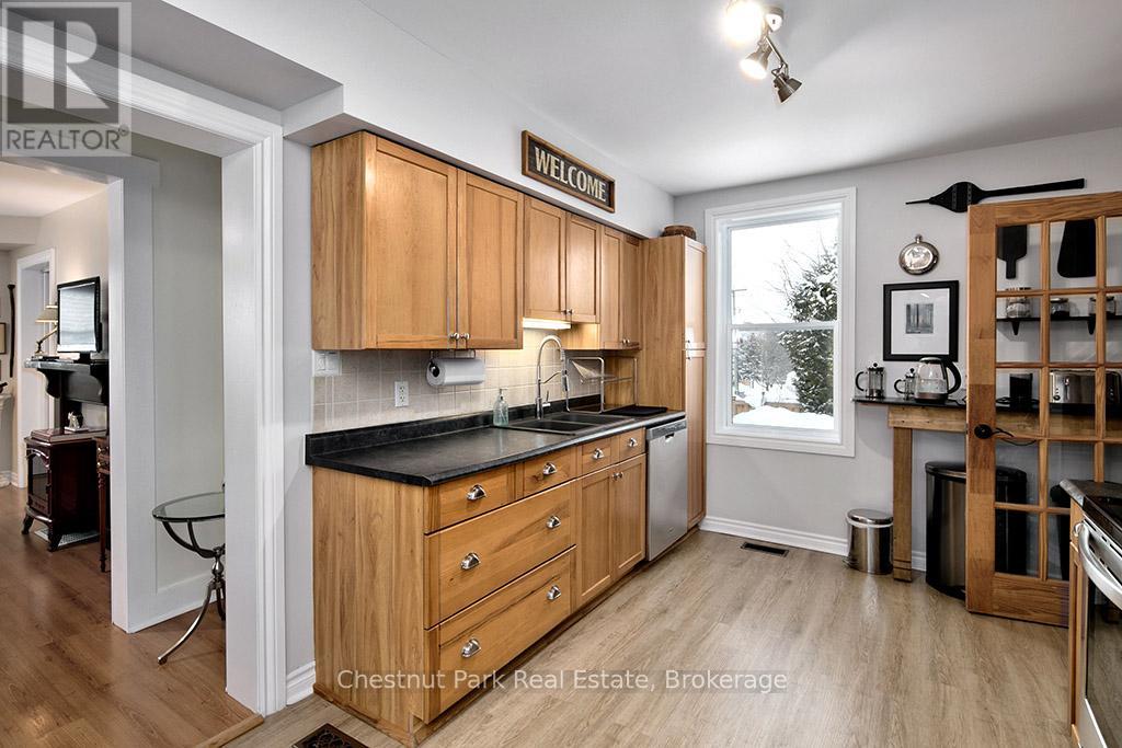 8 Levitta Street, Grey Highlands, Ontario  N0C 1E0 - Photo 30 - X11962510