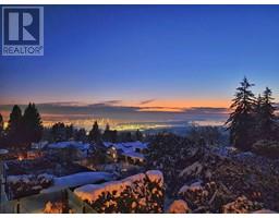 3825 ST. GEORGES AVENUE, North Vancouver, British Columbia