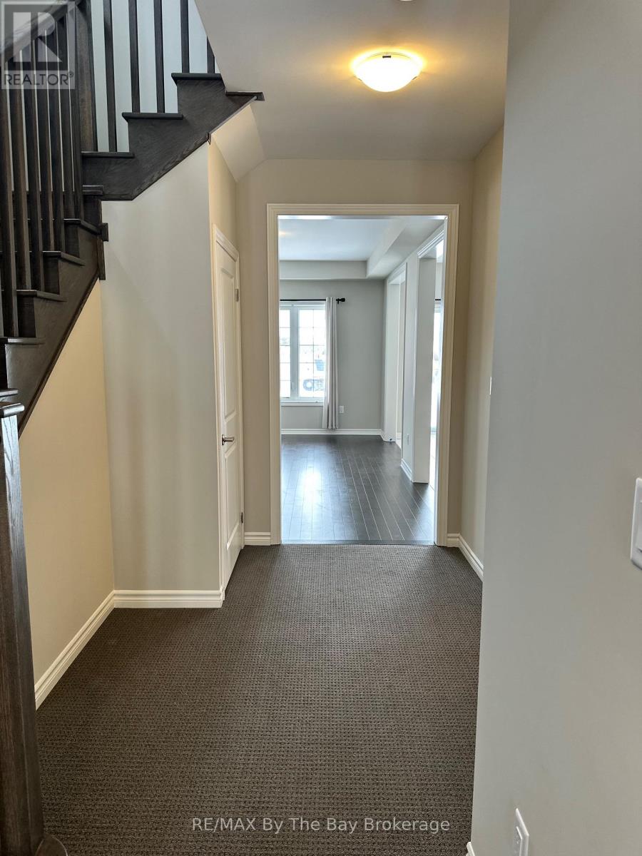 286 Springfield Crescent, Clearview, Ontario  L0M 1S0 - Photo 2 - S11952822