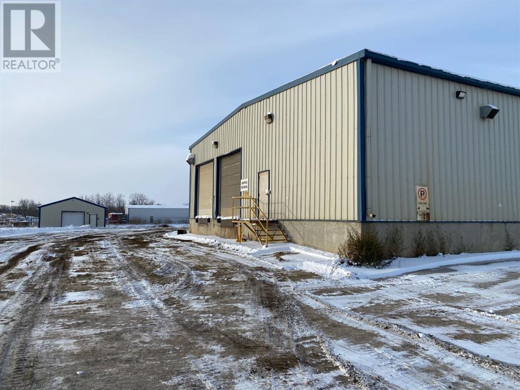 6701 & 6705 44 Avenue, Ponoka, Alberta  T4J 1J8 - Photo 12 - A2193214