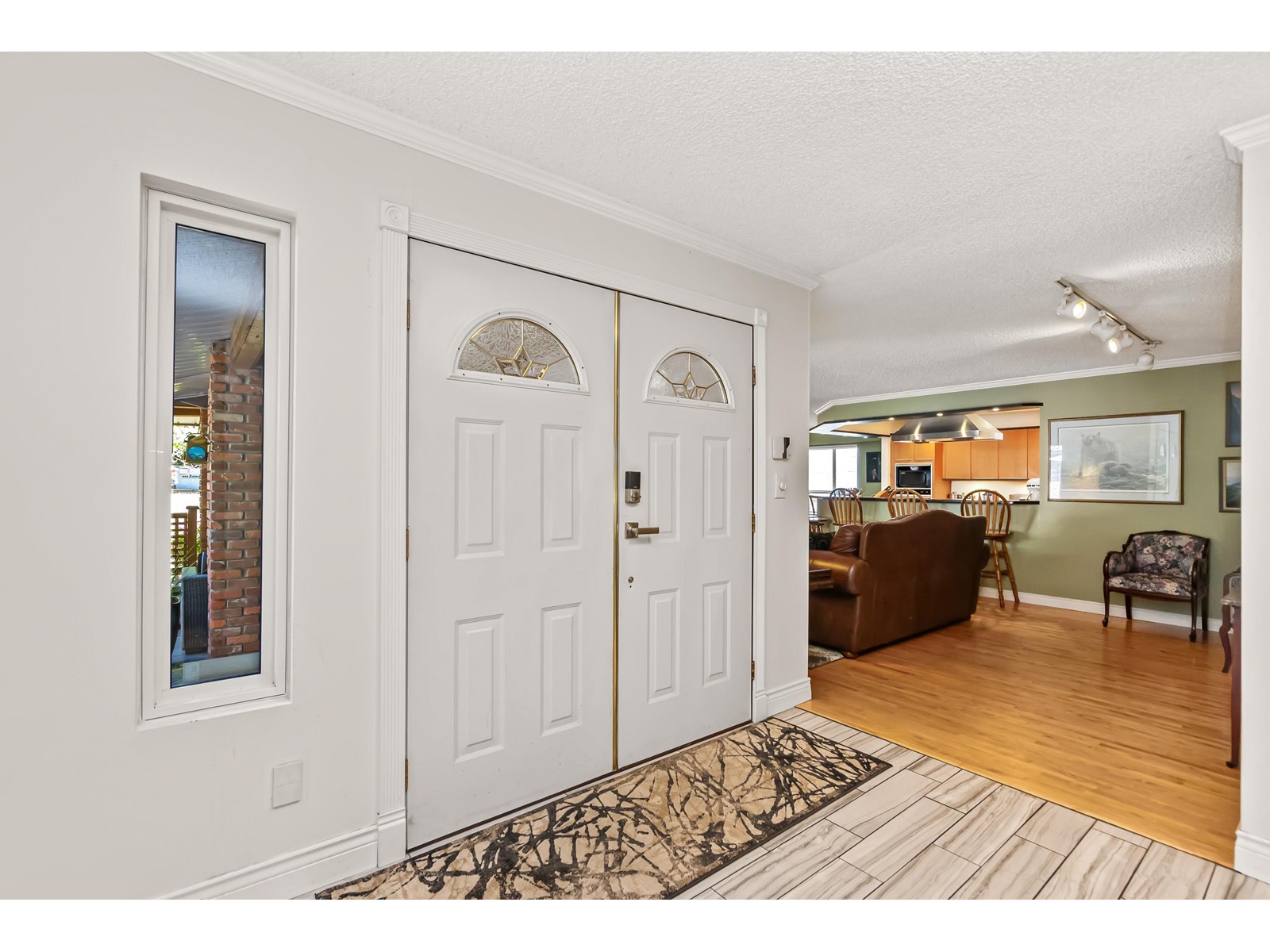 13937 35a Avenue, Surrey, British Columbia  V4P 1L2 - Photo 8 - R2964225