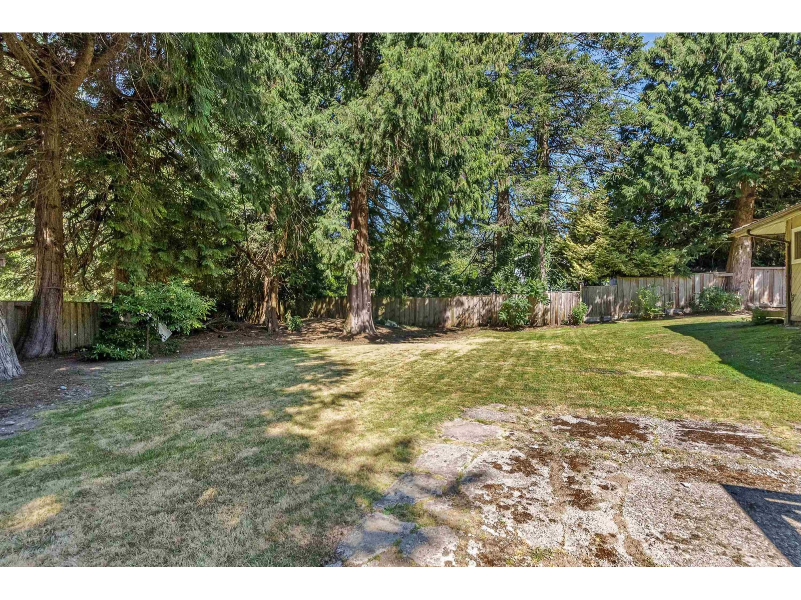 13937 35a Avenue, Surrey, British Columbia  V4P 1L2 - Photo 34 - R2964225