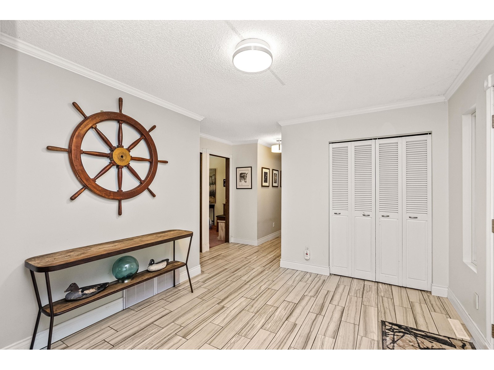 13937 35a Avenue, Surrey, British Columbia  V4P 1L2 - Photo 9 - R2964225