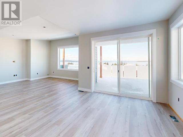Property at 4366 QUEBEC AVE image 5