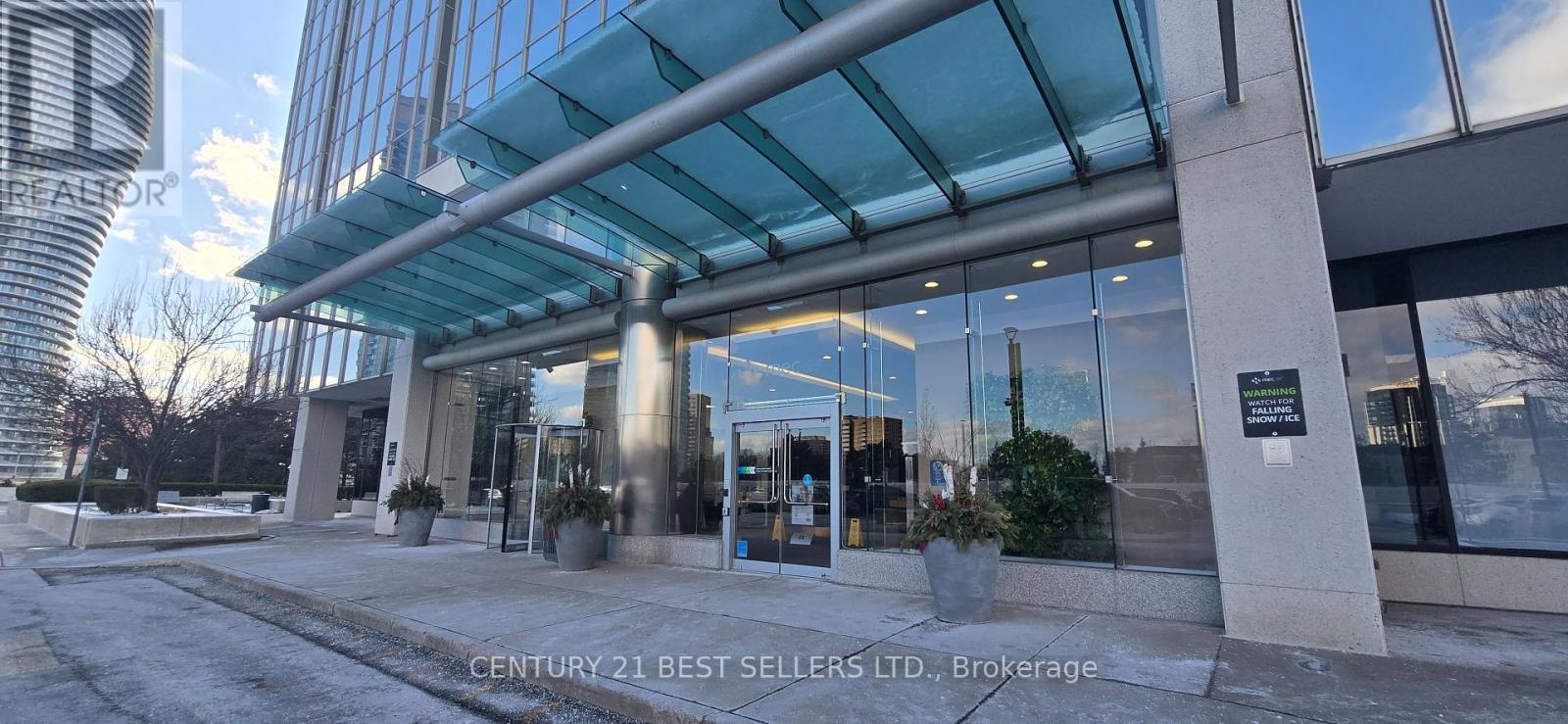 4 Robert Speck Parkway, Mississauga, Ontario  L4Z 1S1 - Photo 2 - W11962739