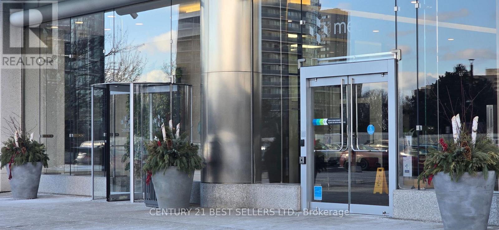 4 Robert Speck Parkway, Mississauga, Ontario  L4Z 1S1 - Photo 3 - W11962739