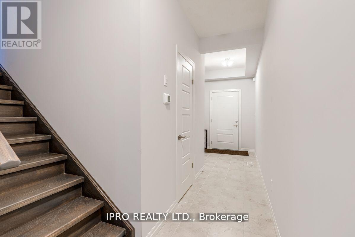 Property at 99 HONEY STREET image 3