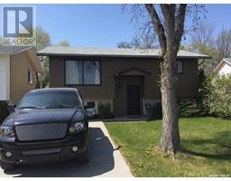 581 3rd STREET W