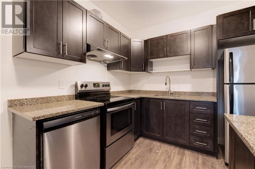 152 Sanford Avenue S Unit# Main, Hamilton, Ontario  L8M 2G9 - Photo 11 - 40696762