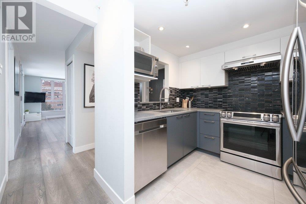 Listing Picture 10 of 25 : 1006 907 BEACH AVENUE, Vancouver / 溫哥華 - 魯藝地產 Yvonne Lu Group - MLS Medallion Club Member