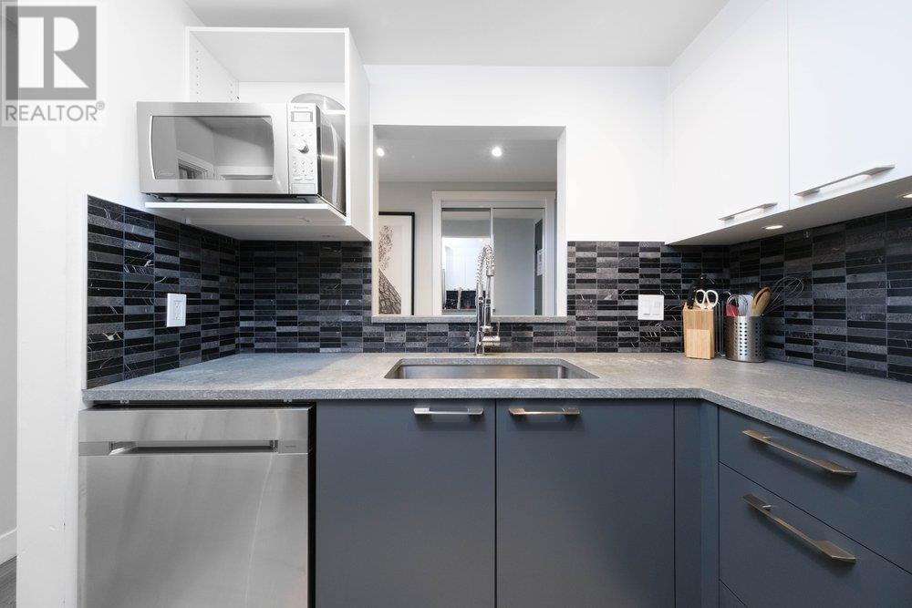 Listing Picture 8 of 25 : 1006 907 BEACH AVENUE, Vancouver / 溫哥華 - 魯藝地產 Yvonne Lu Group - MLS Medallion Club Member