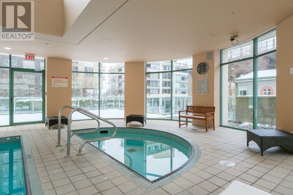 Listing Picture 24 of 25 : 1006 907 BEACH AVENUE, Vancouver / 溫哥華 - 魯藝地產 Yvonne Lu Group - MLS Medallion Club Member