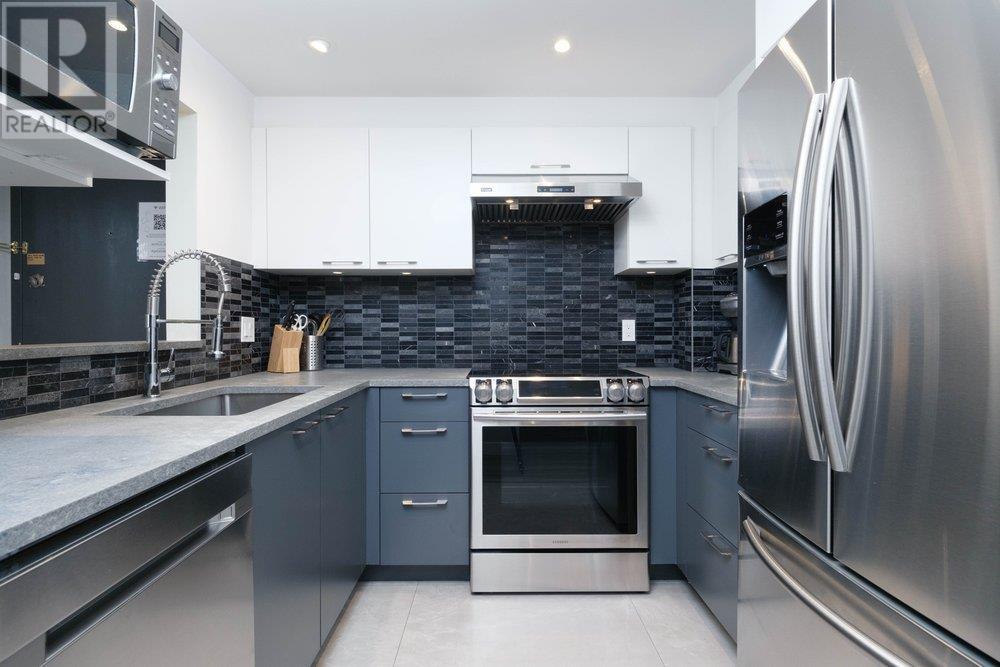 Listing Picture 9 of 25 : 1006 907 BEACH AVENUE, Vancouver / 溫哥華 - 魯藝地產 Yvonne Lu Group - MLS Medallion Club Member