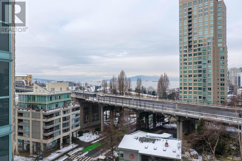 Listing Picture 20 of 25 : 1006 907 BEACH AVENUE, Vancouver / 溫哥華 - 魯藝地產 Yvonne Lu Group - MLS Medallion Club Member