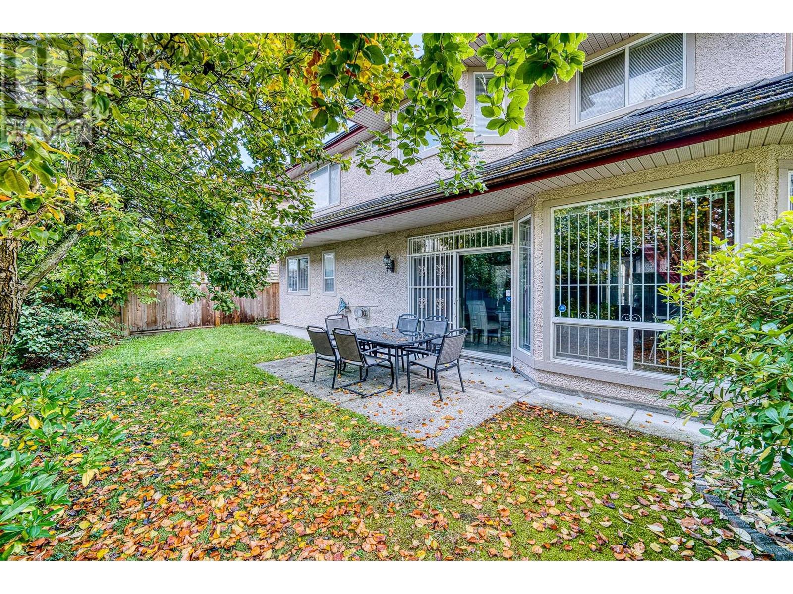 Listing Picture 14 of 14 : 6893 BARNARD DRIVE, Richmond / 烈治文 - 魯藝地產 Yvonne Lu Group - MLS Medallion Club Member