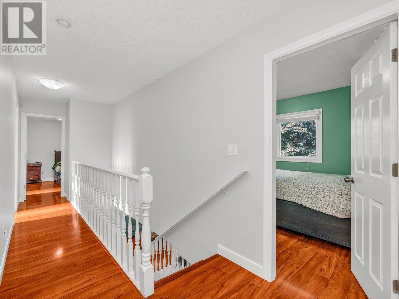Listing Picture 23 of 40 : 7311 NO. 6 ROAD, Richmond / 烈治文 - 魯藝地產 Yvonne Lu Group - MLS Medallion Club Member