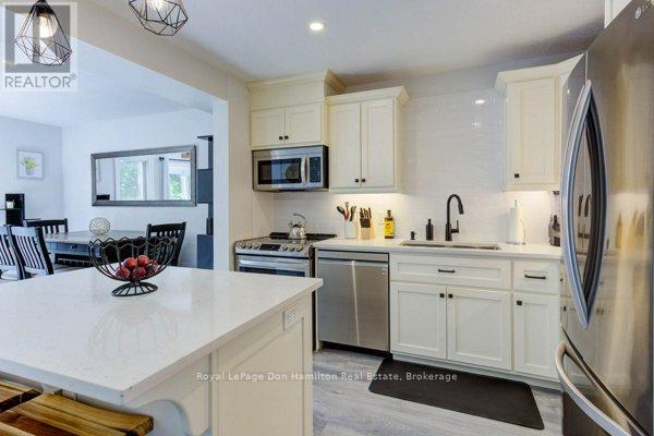 488 Wellington Avenue S, North Perth, Ontario  N4W 2J4 - Photo 11 - X11955149