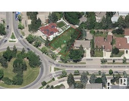 8703 142 ST NW Parkview